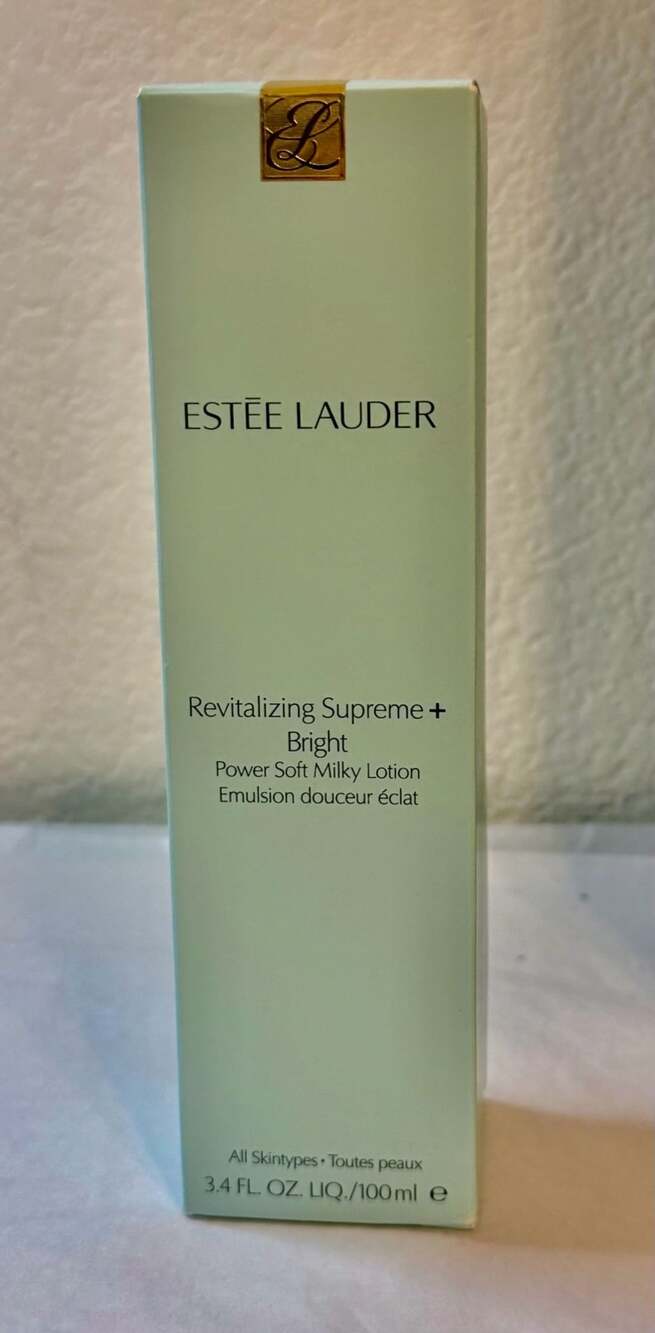 Estee Lauder Revitalizing Supreme+ Bright Power Soft Milky Lotion 3.4 oz - Picture 2 of 4